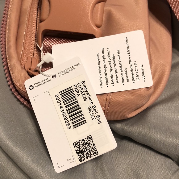 NWT [Lululemon] Everywhere Belt Bag in Pastel Pink 💖 - Picture 4 of 9